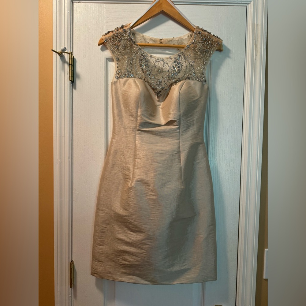 MacDuggal Homecoming/Short Formal Size 2